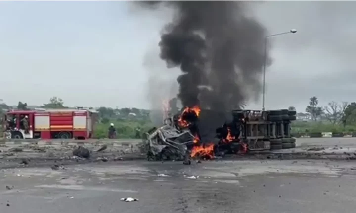 Oil tanker explodes in Port Harcourt