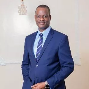 It's unpatriotic to say 'May Nigeria not happen to you' - Taiwo Oyedele says