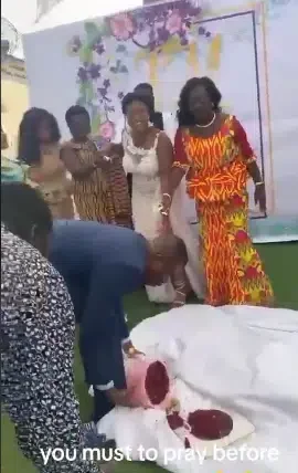 'The person who did this won't make heaven' - Drama as wedding cake falls and scatters, video trends