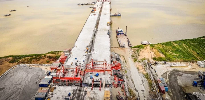 FG says the N206 billion Second Niger Bridge is 91% completed, to be ready in 2022