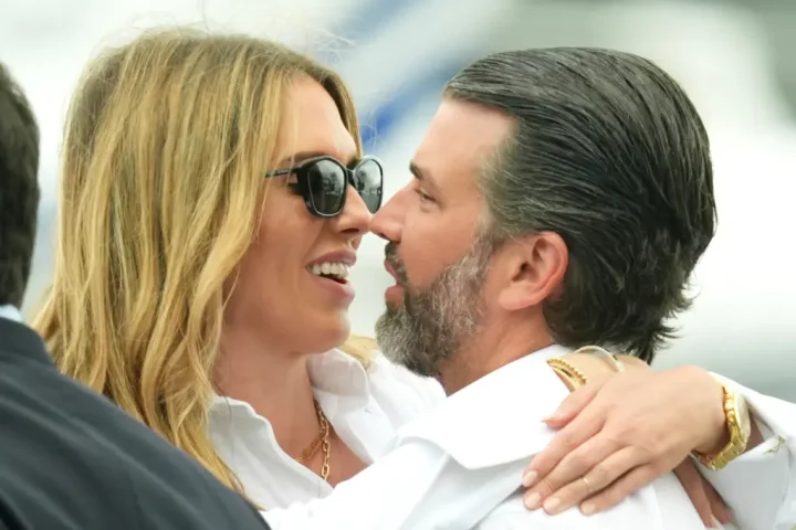 Donald Trump Jr. and girlfriend Bettina Anderson can?t keep their hands off each other