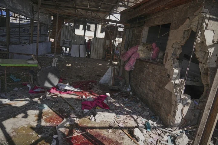 Israeli forces kill 74 more Palestinians in Gaza