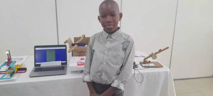 11-year-old boy, Joshua Fred, wins Lagos government award for coding calculator