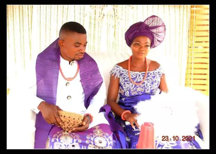 Two years after marriage, lady calls out kid sister for snatching her husband