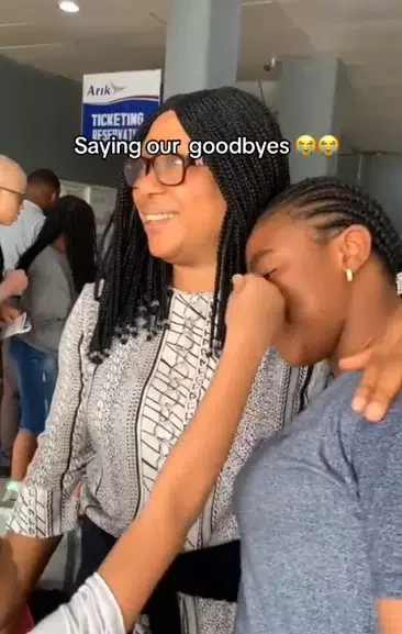 Lady heartbroken as her mum and siblings travel abroad, leaves her behind in Nigeria (Video)