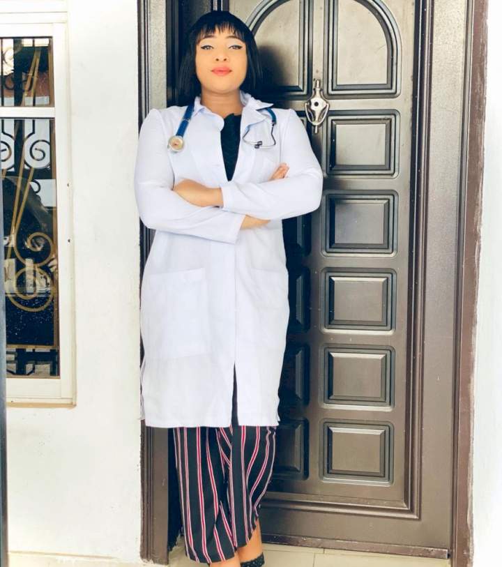 Reality Tv star, Dr. Cherry advises ladies to get a real life investment as she reacts to Tacha's video