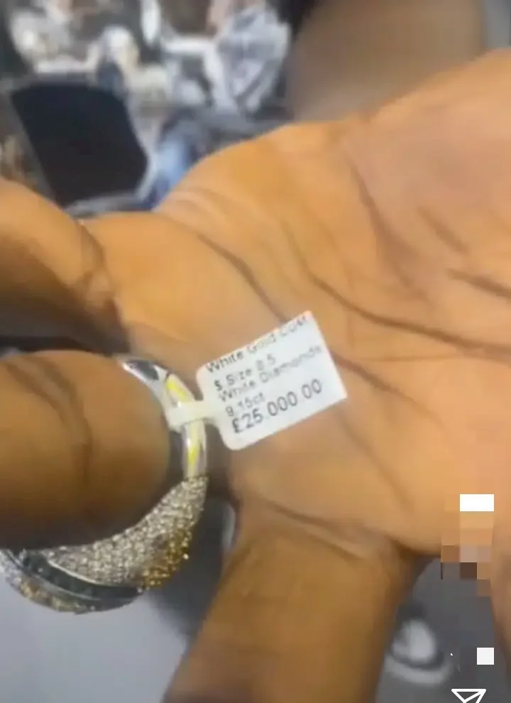 Naira Marley splashes over 12 million naira on diamond ring