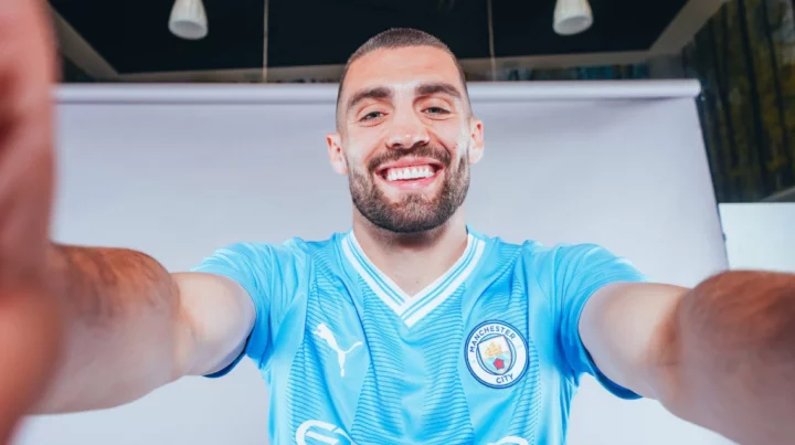 Mateo Kovacic completed a £30m move to Manchester City