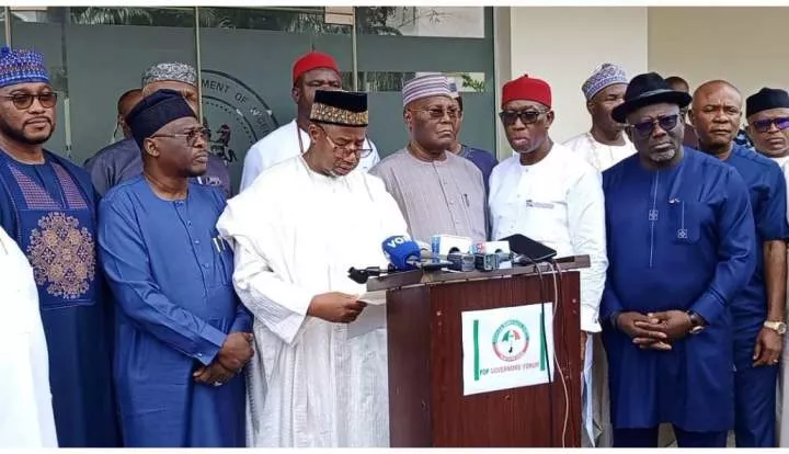 Gov Bala Mohammed (3rd from left) reading the communique of the meeting of PDP Govs, former Vice President Atiku Abubakar with the party's National Working Committee in Abuja on Saturday