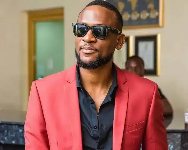 'Mama Seyi, your pikin dey wait for you; go breastfeed am' - Omashola fires at Lucy as they fight over a plate of chicken (Video)