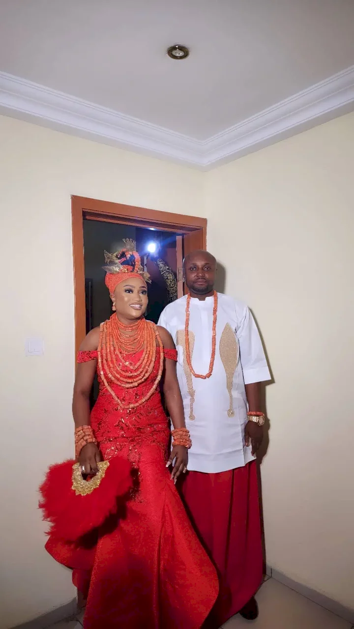 Isreal DMW makes money rain at traditional wedding (Video)