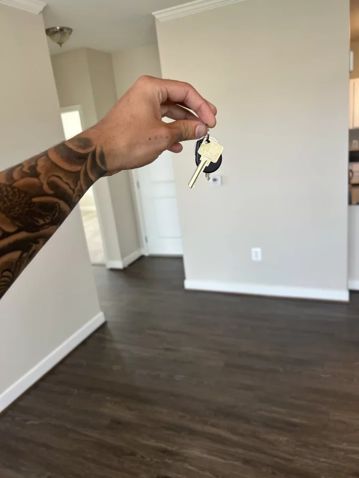 'I was literally homeless this time last year' - Young man celebrates as he buys a house