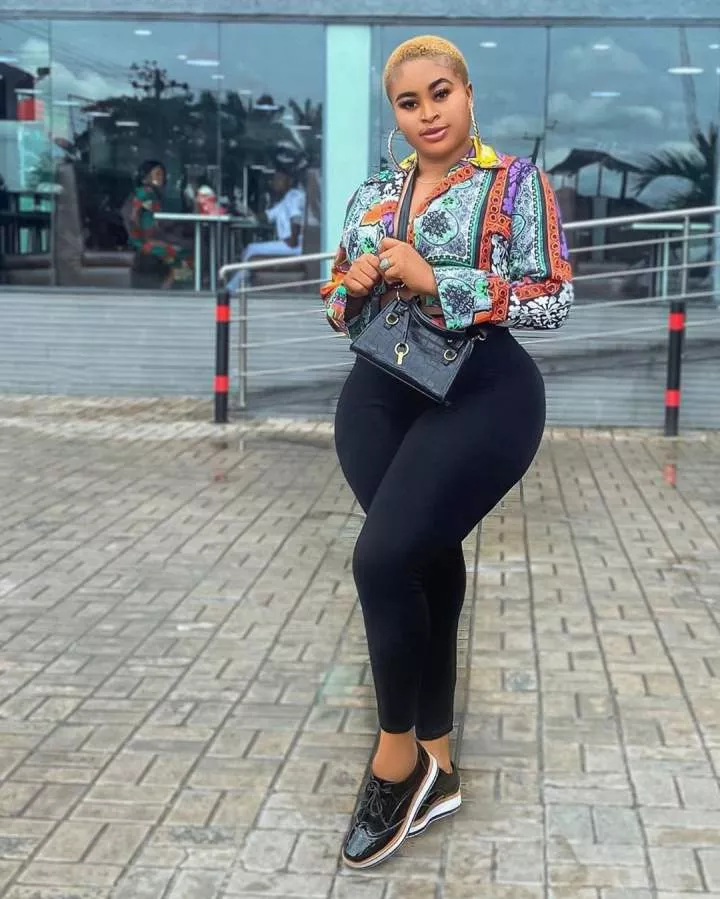 'Never be afraid to snatch a good man from a lousy and careless woman' - Actress, Sarah Martins throws shade
