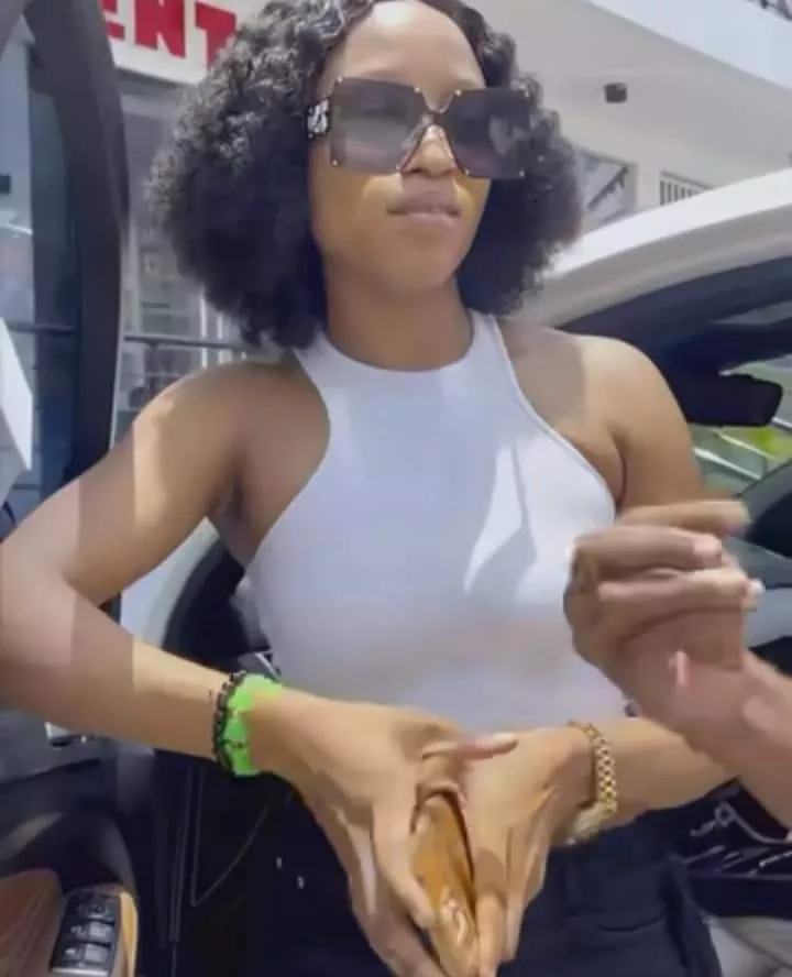 'No man is paying me' - 21-year-old lady goes viral after acquiring N36 million car with Okrika business (Video)