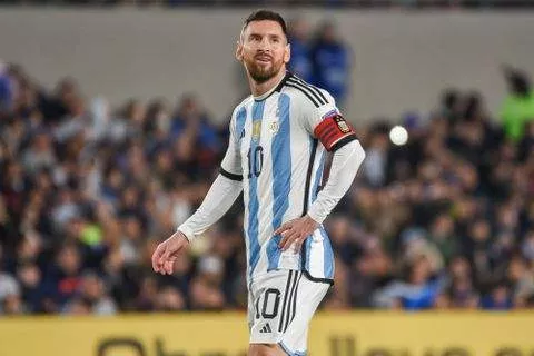 5 reasons why Messi winning FIFA's Best Player is the BIGGEST ROBBERY of all time