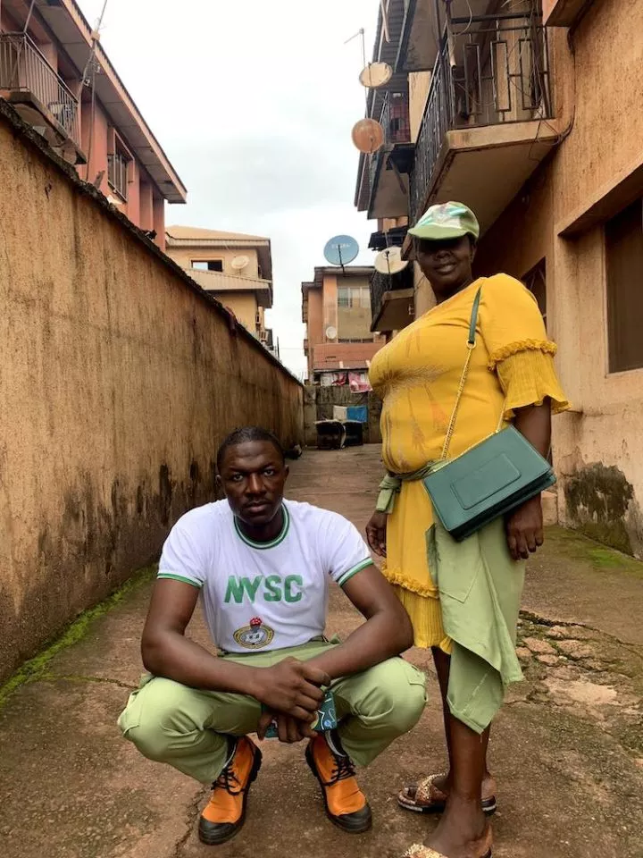 Man recreates NYSC photo with mother 22 years later