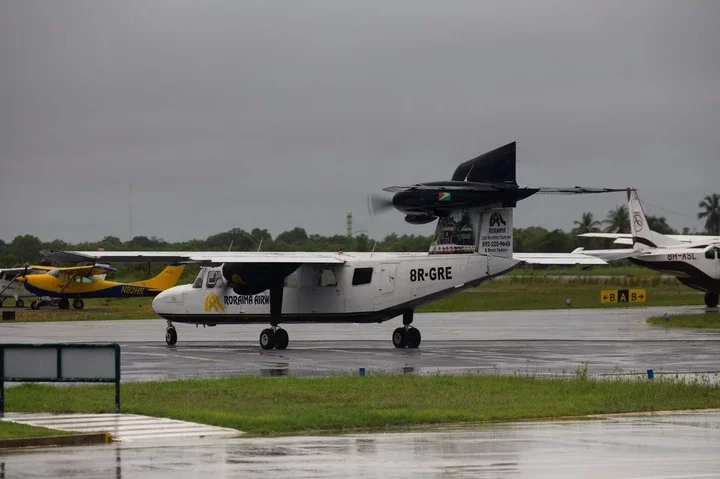 Britten-Norman BN-2A Mk III Trislander Roraima Airways-9921 