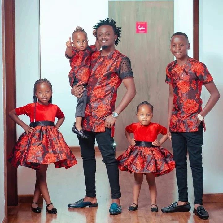 Gorgeous Families in Matching Outfits for Family Portraits