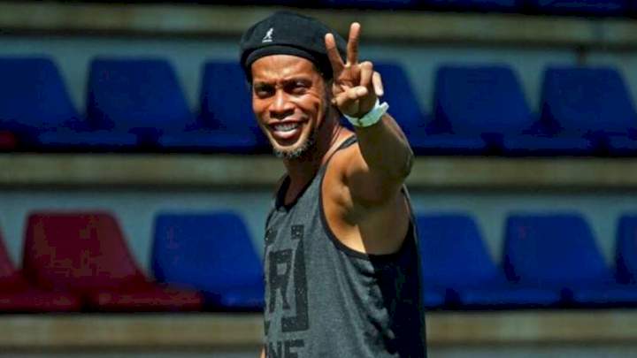 PSG: Ronaldinho sends message to Zidane