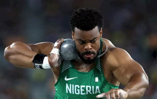 Nigeria's shot put athlete, Enekwechi cries out after he had to wash his jersey to reuse it for the Tokyo Olympics final (Video)