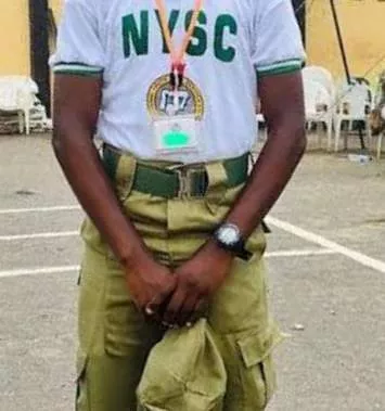 Uni student turns down Youth Corper because he 'doesn't have resources to take care of girl like her'