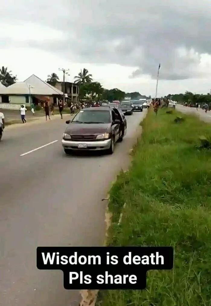 Jubilation as police neutralise notorious armed robber wanted for murder of 13 persons including female corps member in Akwa Ibom