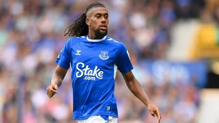 Transfer: Everton offers Iwobi new five-year contract