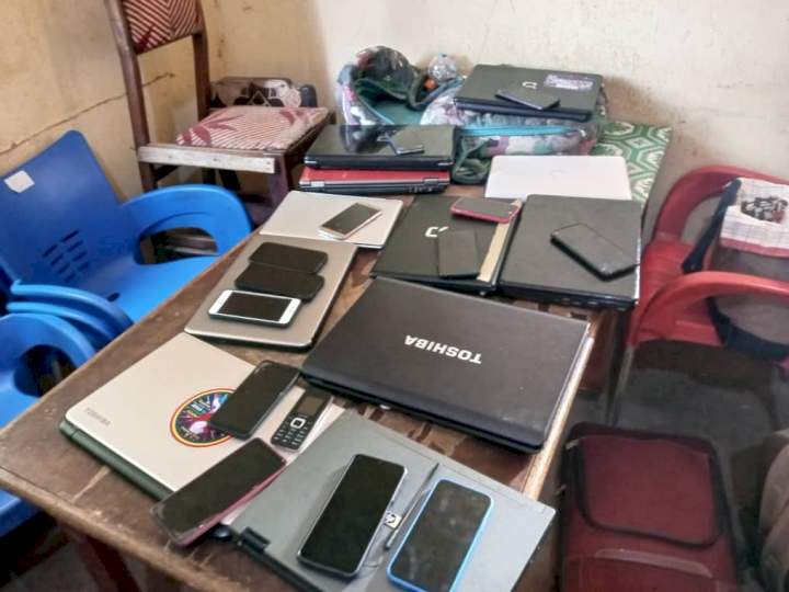 11 Nigerians arrested in Ghana for cyber fraud