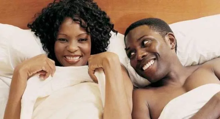 Men, here are 5 effective ways to satisfy your woman in bed