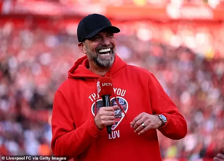 Incoming Liverpool boss Slot sings You'll Never Walk Alone at surprise farewell