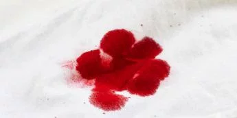 How to easily remove blood stains on bed sheets