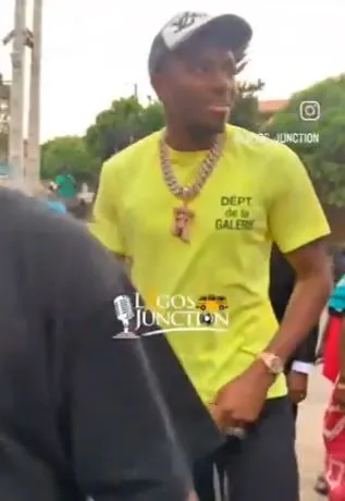 Victor Osimhen Causes Stir At Lagos Eatery With Massive Amala Request (Video) Victor Osimhen Causes Stir At Lagos Eatery With Massive Amala Request (Video)