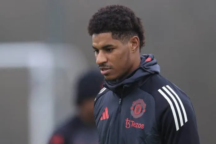 Report: Barcelona plot shock loan swoop from Man United Report: Barcelona plot shock loan swoop from Man United