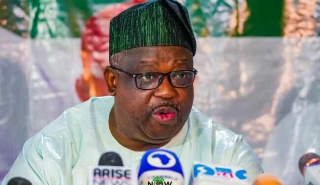 5 Nigerian Governors Kicked Out of Office By Court Order