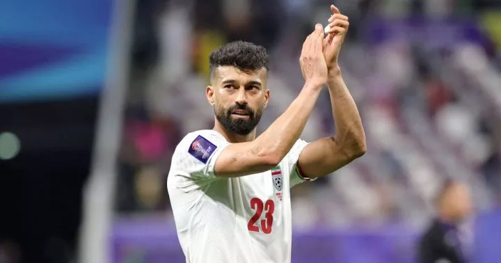 Iran Football Federation summons player who hugged a female fan