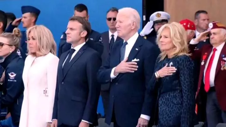 Shocking moment doddering Joe Biden faces the wrong way before Emmanuel Macron and wife help cover him up (videos)