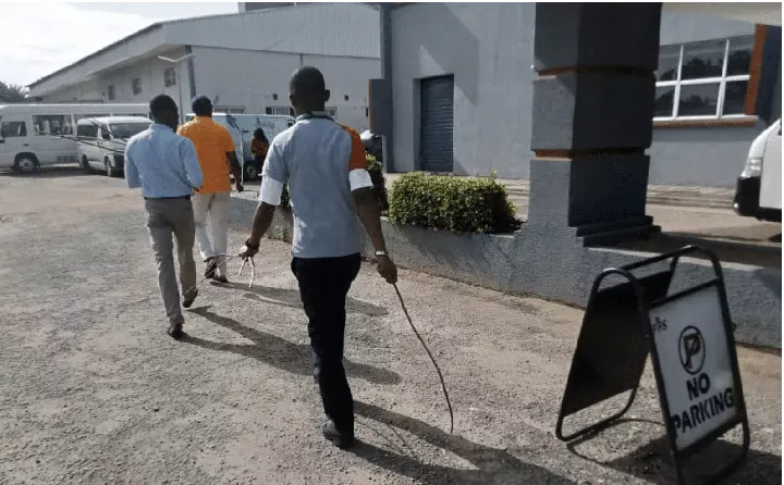 Strike: Labour Leaders Chase Out FIRS Staff with Cane, Shut Down Lagos Office (Photos)