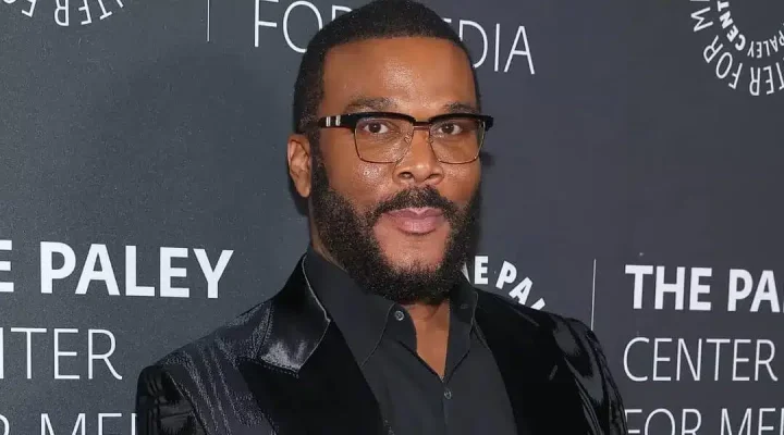 Tyler Perry sued by actor Derek Dixon for $260 million over sexual harassment Tyler Perry sued by actor Derek Dixon for $260 million over sexual harassment