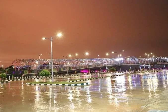 This is somewhere in Abakaliki, the capital of Ebonyi State in Igboland, at night-the hidden treasure city of Igboland.