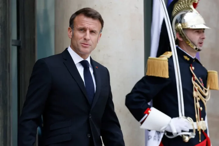 France cutting troops in West, Central Africa to 600