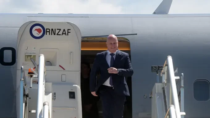 New Zealand prime minister hitches ride on commercial plane after his official government jet breaks down