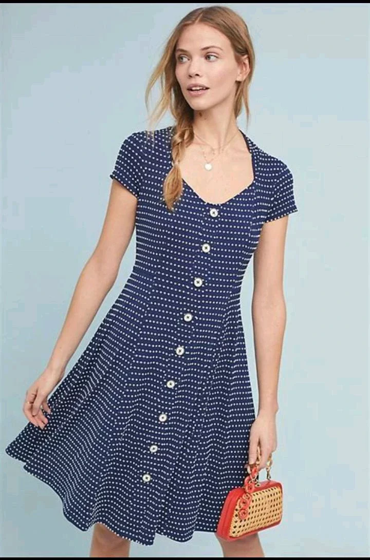 Well-Tailored Buttoned Gowns Dress for Chic and Stylish Ladies