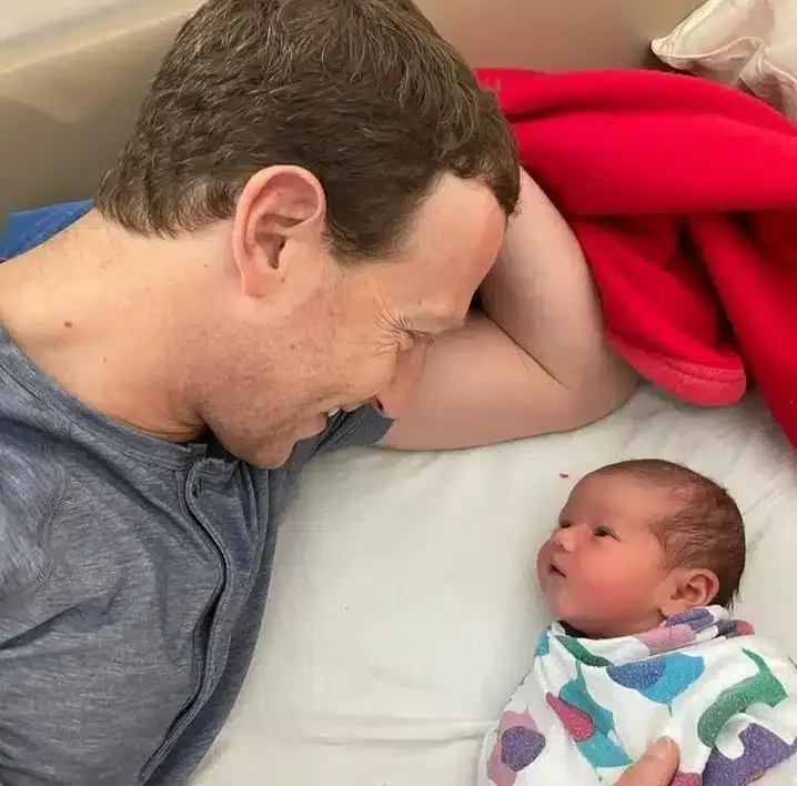 Mark Zuckerberg and wife welcome 3rd child (Photos)