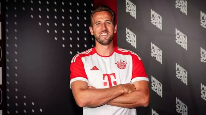 Thomas Muller welcomes Harry Kane with bizarre post and Bayern Munich turn him into James Bond