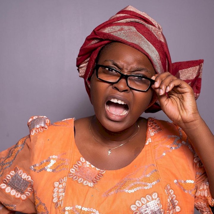 'I feel depressed when men fix their gaze on my boobs' - Comedian Mummy Wa