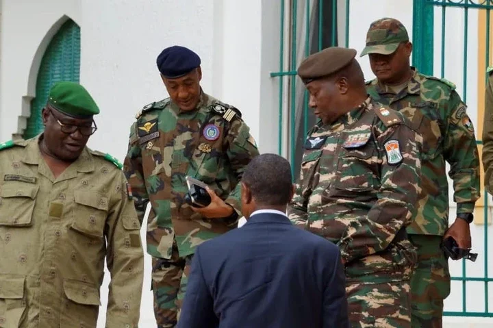 Niger's junta refuses entry to negotiators, as Mali, Burkina Faso write UN