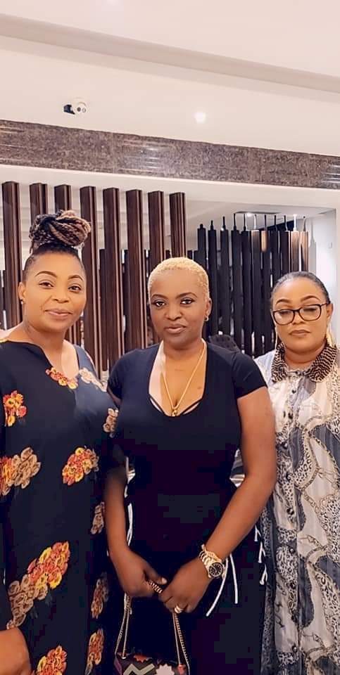 "They are ganging up against Annie" - Reactions as 2face Idibia's babymama, Pero links up with his family in Abuja (Photos)
