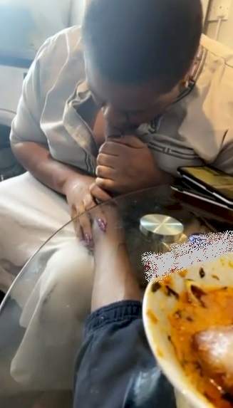 'Na woman wey suck our toes we go marry oh' - Nkechi Blessing hailed for pampering lover (Video)