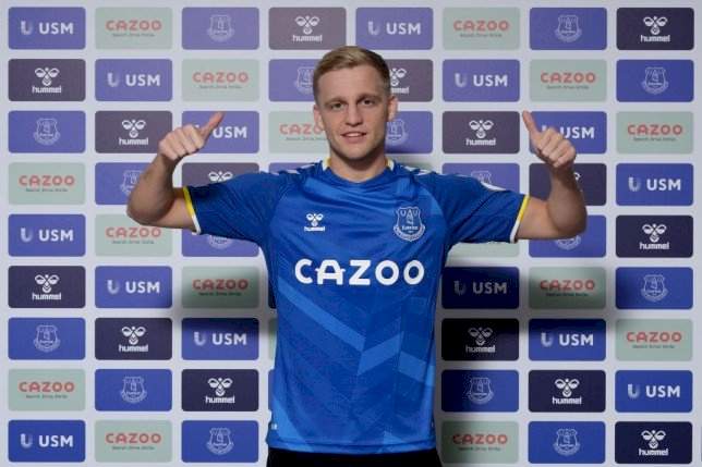 Real reason I joined Everton from Man United - Donny Van de Beek