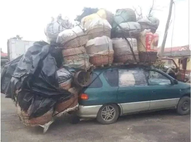 Check Out Photos of Overloaded Vehicles That Are Too Hard to Believe Are Real